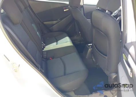 2020 Toyota Yaris Le z USA, uszkodzony, nr VIN 3MYDLBYV9LY712376